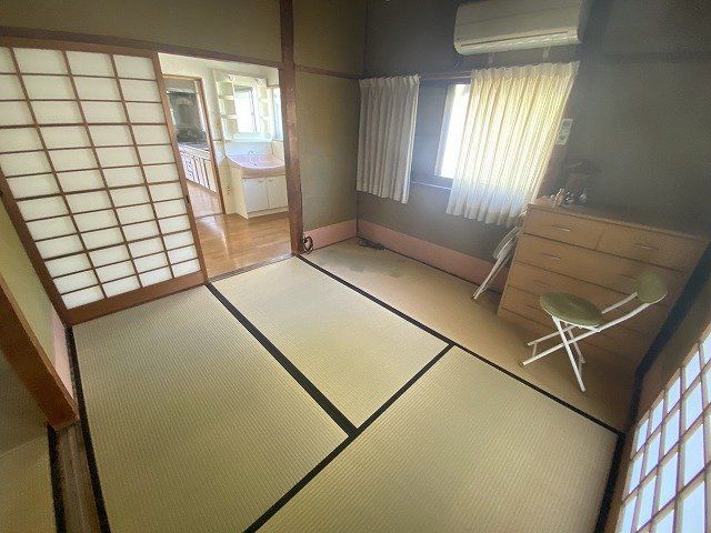 Spacious 5SDK House on 489sqm Land in Himeji, Hyogo - Thumbnail 4