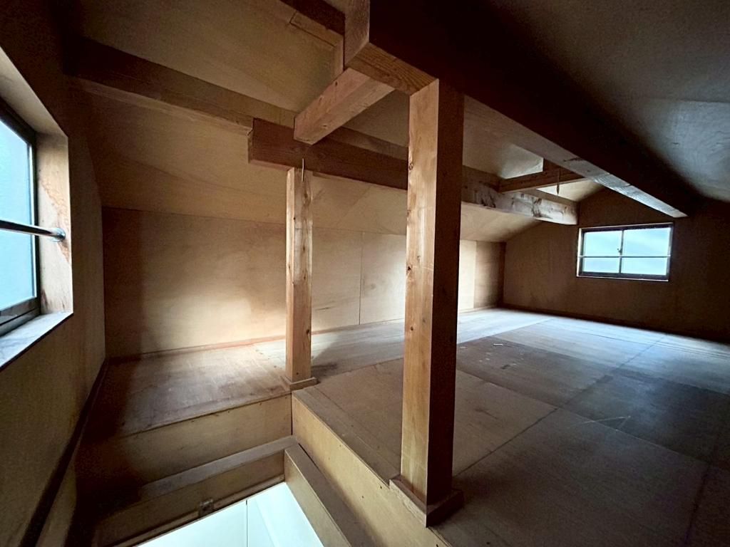 Renovated 3-Story House in Moriguchi, Osaka - 3LDK, Move-in Ready - Thumbnail 4