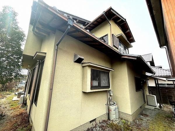 Spacious 6SLDK House for Sale in Sakurai, Nara (419.83 sqm Land) - Thumbnail 2