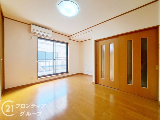 3LDK Detached House for Sale near Fukuda Station, Higashiosaka - Thumbnail 2