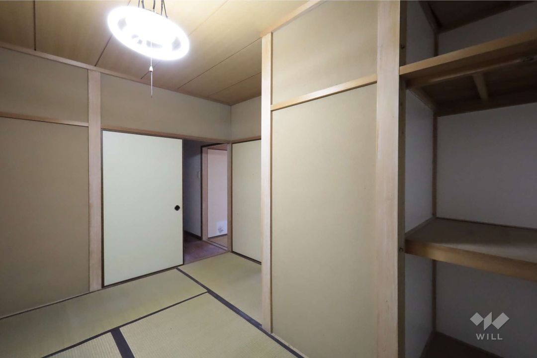 7LDK Detached House in Ikeda, Osaka - Spacious Corner Lot - Thumbnail 4
