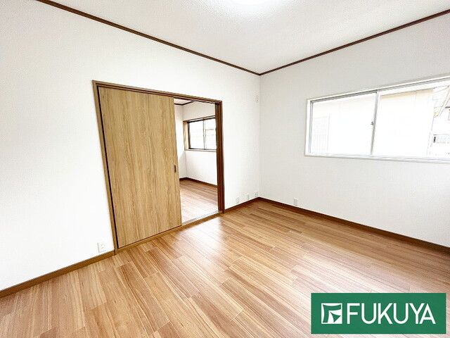 Renovated 4LDK House with Garden near Hikaridai Station, Osaka - Thumbnail 2