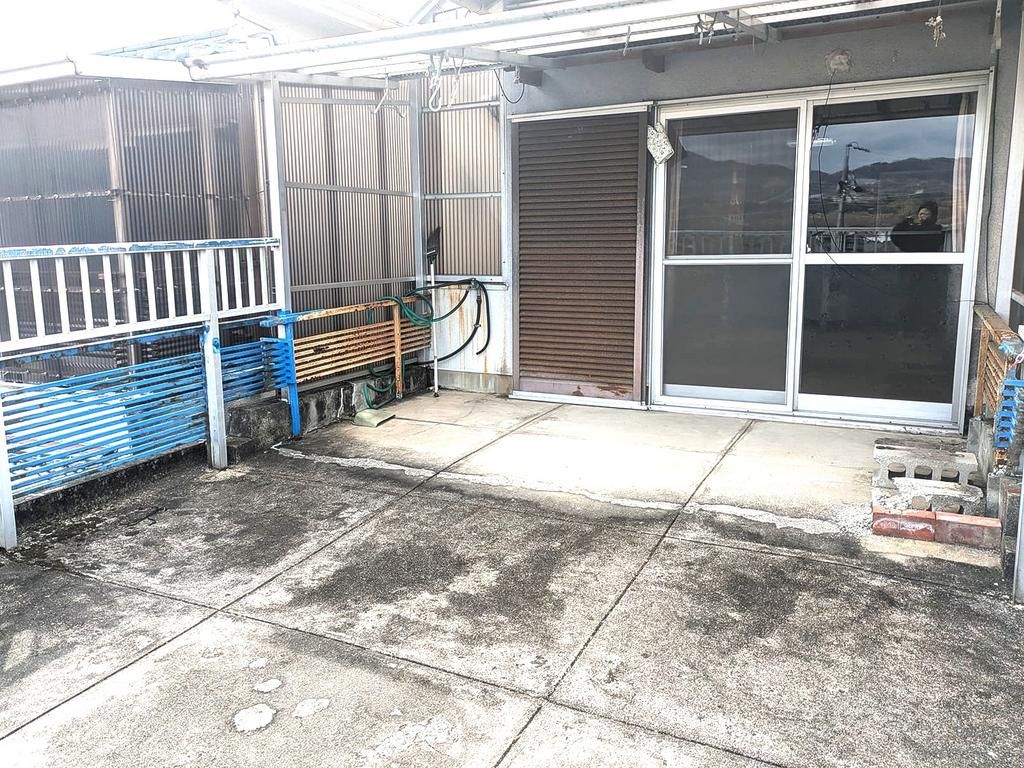5DK Detached House with Large Garden for Sale in Habikino, Osaka - Thumbnail 3