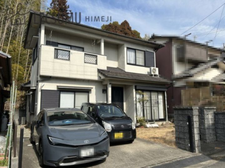 4LDK South-Facing House for Sale in Taishi Town, Hyogo - Image 1