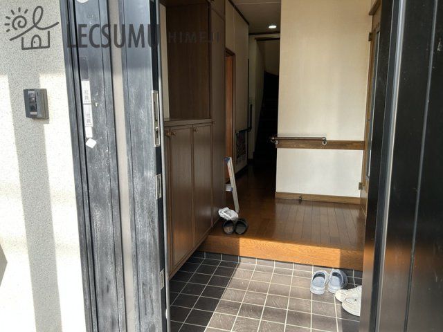 4LDK South-Facing House for Sale in Taishi Town, Hyogo - Thumbnail 3