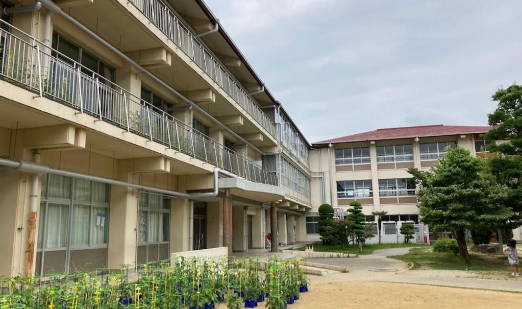 3LDK Detached House for Sale in Iwade, Wakayama - 82.80 sqm - Thumbnail 2