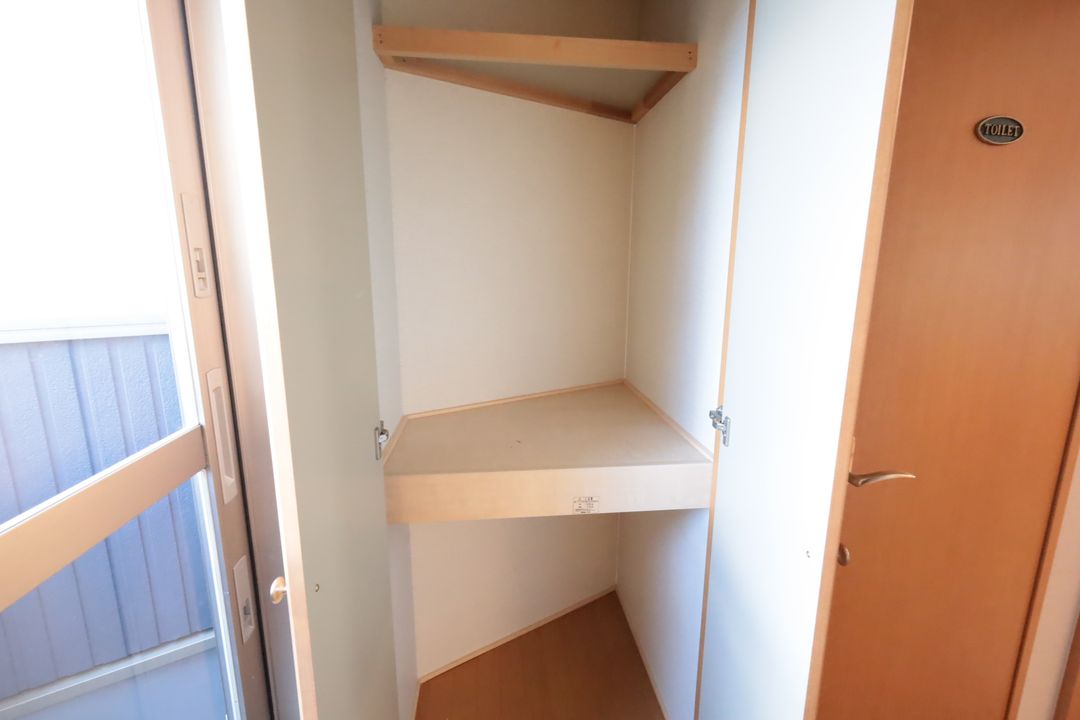 Renovated 3LDK House near JR Sojiji Station, Ibaraki Osaka - Thumbnail 4