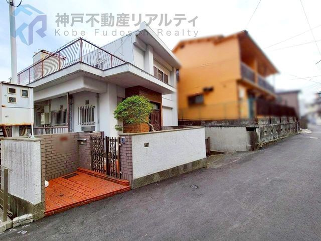 4LDK House with Roof Balcony & Basement for Sale in Kobe - Thumbnail 4