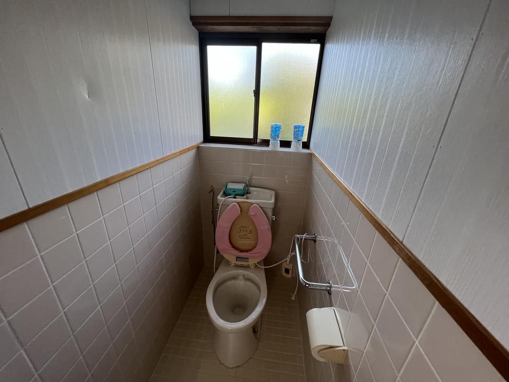 1992-Built 8DK House with 726 sqm Land in Obama, Fukui - Thumbnail 2