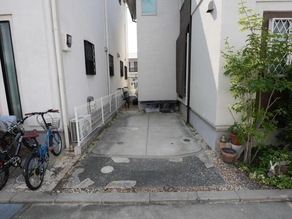 3LDK Detached House for Sale in Neyagawa, Osaka - Thumbnail 4
