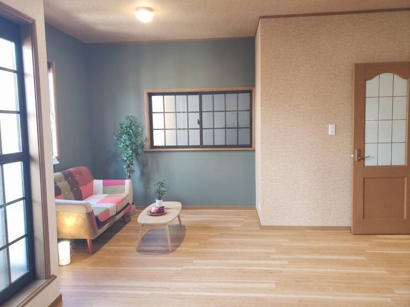 4LDK Detached House for Sale in Shijonawate, Osaka - Thumbnail 2