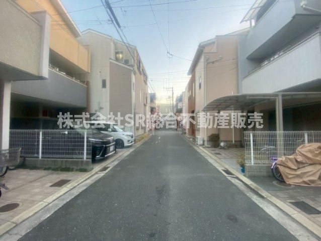 Renovated 4LDK House Near Konoikeshinden Station, East Osaka - Thumbnail 3