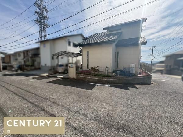 3LDK House for Sale in Wakayama City, 123 sqm - Thumbnail 3
