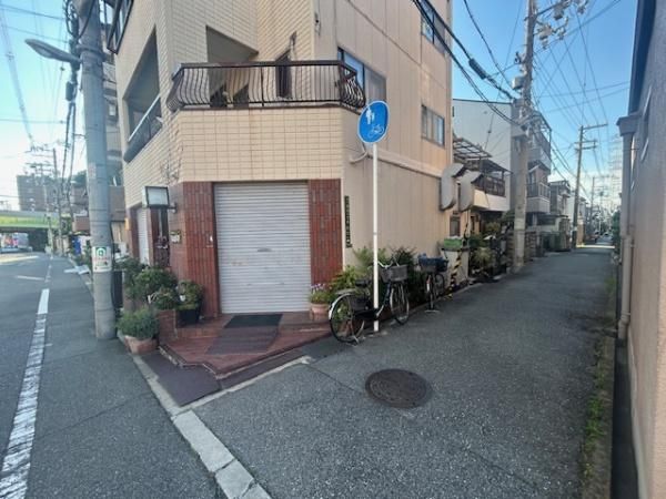 4LDK House with Shop in Konohana, Osaka, Near Dempo Station - Thumbnail 4