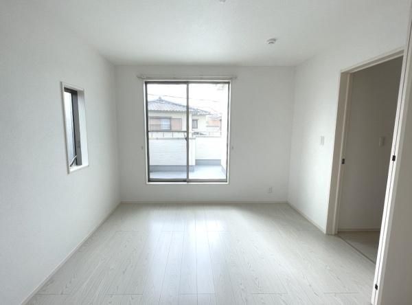 4LDK Detached House for Sale in Takasago, Hyogo - 103.5 sqm - Thumbnail 3