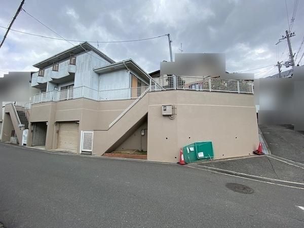 6LDK Detached House for Sale in Hirakata, Osaka - Thumbnail 3