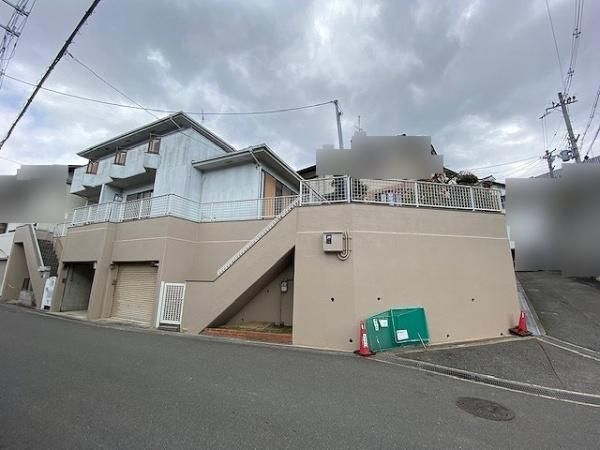 6LDK Detached House for Sale in Hirakata, Osaka - Thumbnail 2