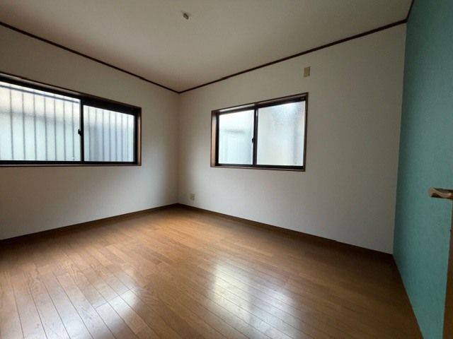 Renovated 4LDK House in Neyagawa, Osaka - 97.20 sqm - Thumbnail 4