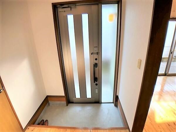 3LDK House for Rent in Mimata-cho, Miyazaki - Thumbnail 3