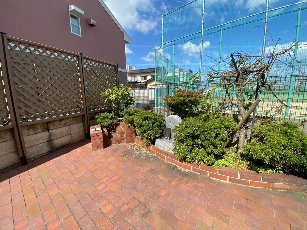 5SLDK Detached House with Extra Land for Sale in Kanazawa - Thumbnail 2