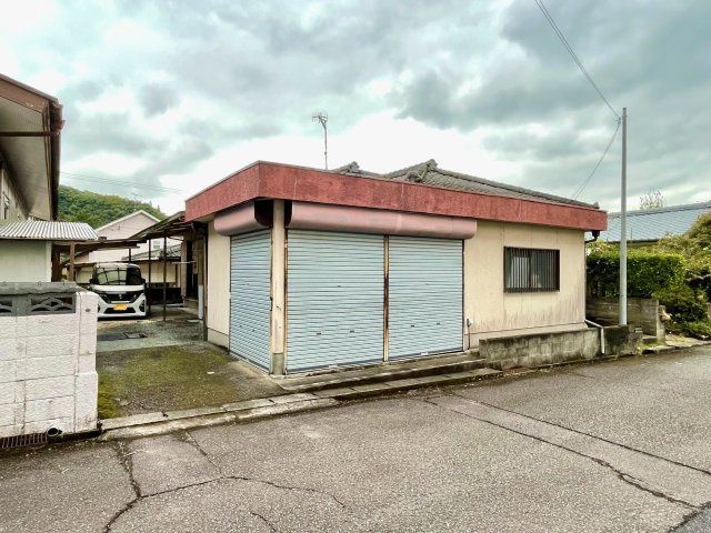 4DK House for Sale in Hioki City, Kagoshima - 87m2 - Thumbnail 4