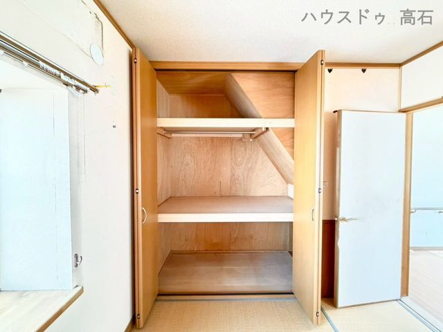 Corner Lot 3DK House for Sale in Takarazuka, Osaka - Thumbnail 4