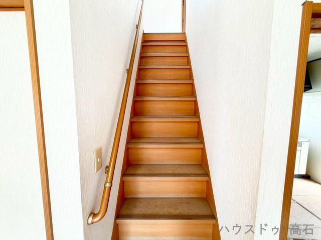 Corner Lot 3DK House for Sale in Takarazuka, Osaka - Thumbnail 3