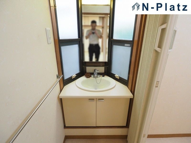 3SDK House for Sale in Kobe Nagata Ward - 66.59 sqm - Thumbnail 3