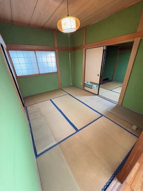 4DK Detached House for Sale in Kishiwada, Osaka - 5800000 Yen - Thumbnail 3