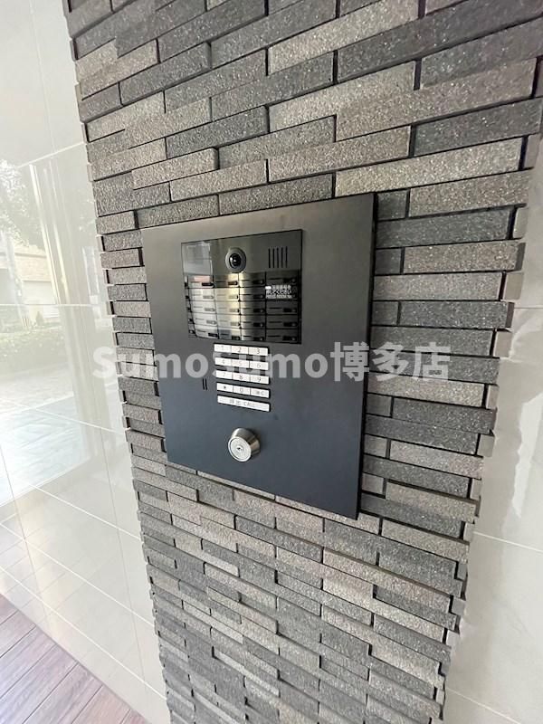 1LDK Apartment for Rent in Hakata Ward, Fukuoka City - Thumbnail 2