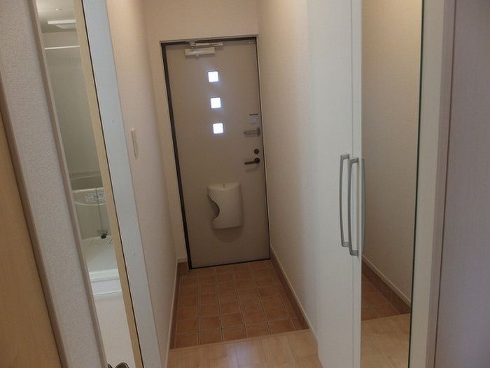 1R Apartment for Rent in Yahatanishi-ku, Kitakyushu - Thumbnail 3