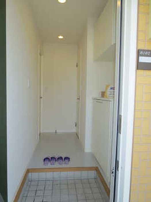 2DK Apartment for Rent in Yahatanishi-ku, Kitakyushu - Thumbnail 3