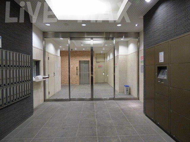 1K Apartment Near Gofukumachi Station in Fukuoka - Thumbnail 4