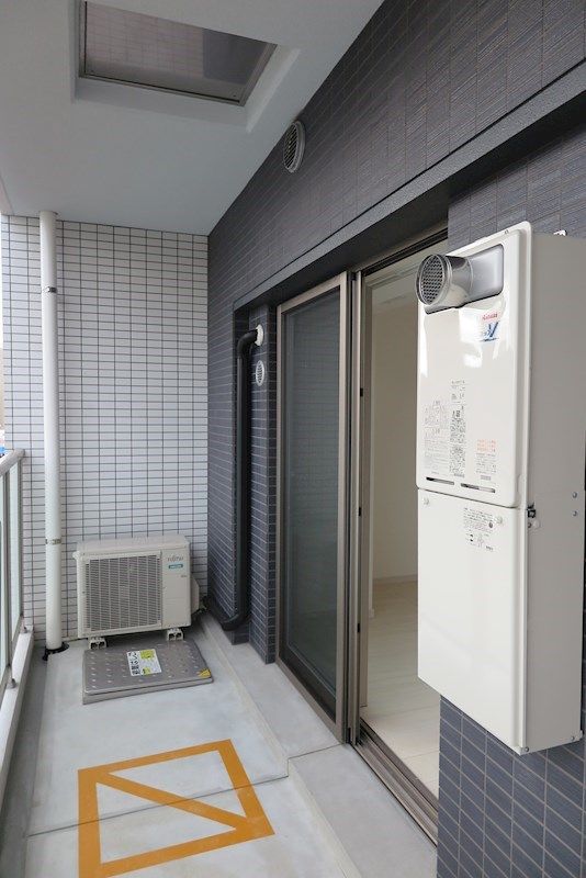 1LDK Apartment for Rent in Fukuoka City Minami Ward - Thumbnail 2
