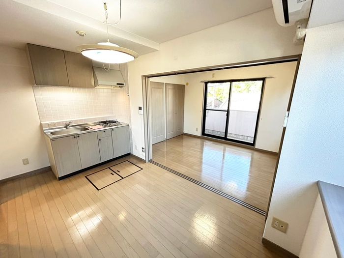 1DK Apartment for Rent in Wakamatsu, Kitakyushu, Fukuoka - Thumbnail 4
