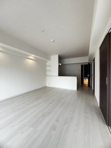 2LDK Apartment for Rent in Hakata-ku, Fukuoka City - Thumbnail 4