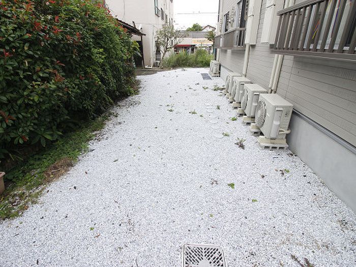 1K Apartment Near Moji Station in Kitakyushu, Fukuoka - Thumbnail 3