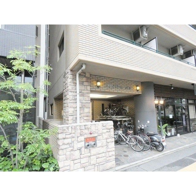 1K Apartment for Rent near Hakata Station, Fukuoka - Thumbnail 3