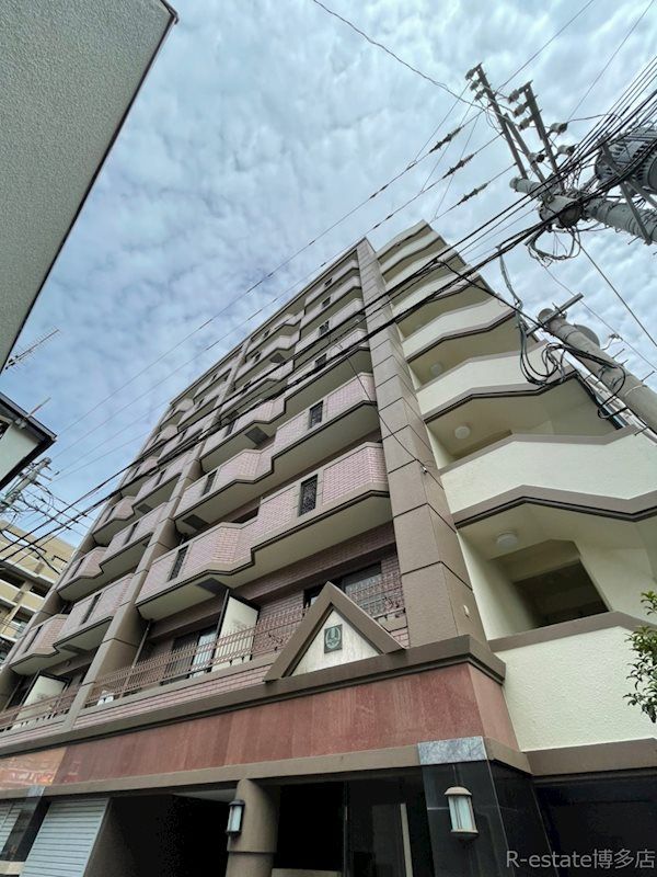 1K Apartment for Rent in Hakata-ku, Fukuoka City - Thumbnail 2