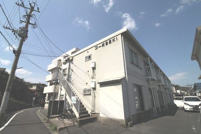 2DK Apartment for Rent in Moji-ku, Kitakyushu, Fukuoka - Thumbnail 2