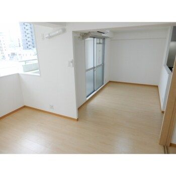 2LDK Apartment for Rent in Moriguchi, Osaka - Thumbnail 4