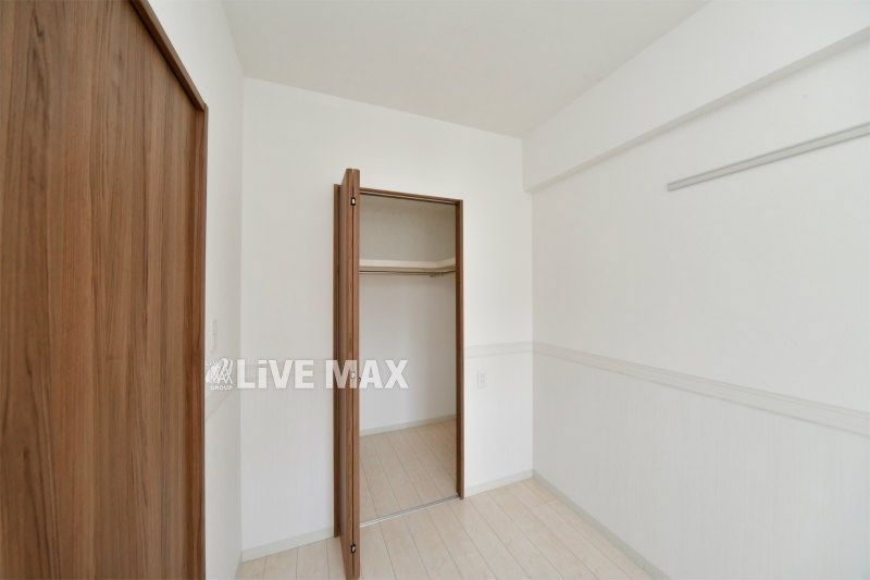 1LDK Apartment for Rent in Hakata-ku, Fukuoka City - Thumbnail 3