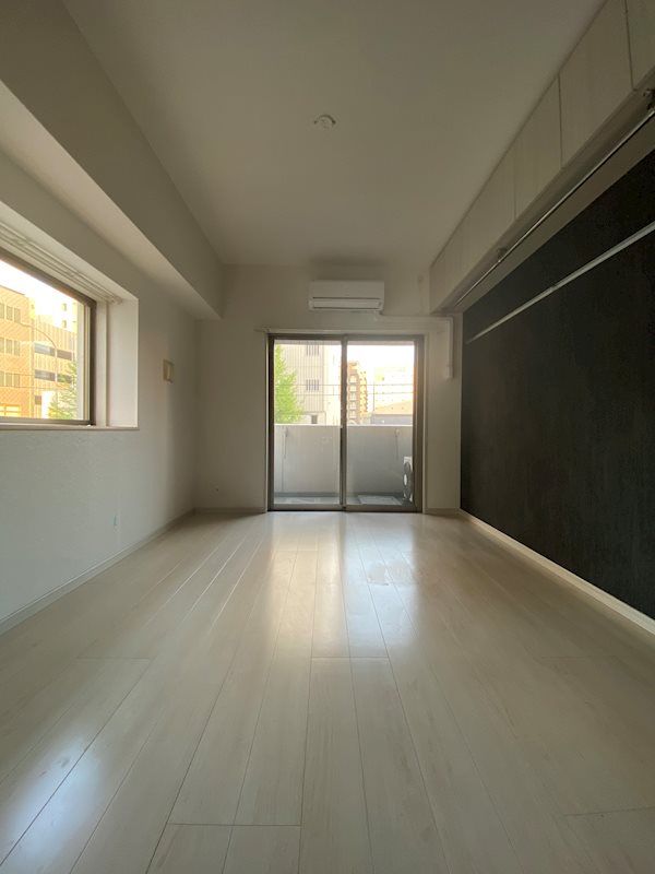 1K Apartment for Rent in Hakata-ku, Fukuoka City - Thumbnail 4