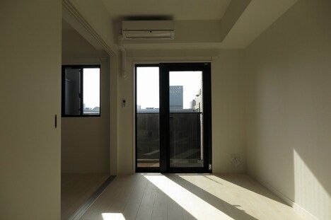 1LDK Apartment for Rent in Hakozaki, Fukuoka City - Thumbnail 2