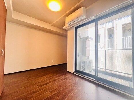 1K Apartment for Rent in Shinagawa, Tokyo Near Meguro Station - Thumbnail 4