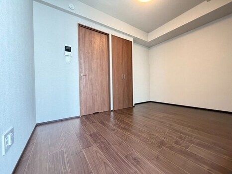 1K Apartment for Rent in Shinagawa, Tokyo Near Meguro Station - Thumbnail 3