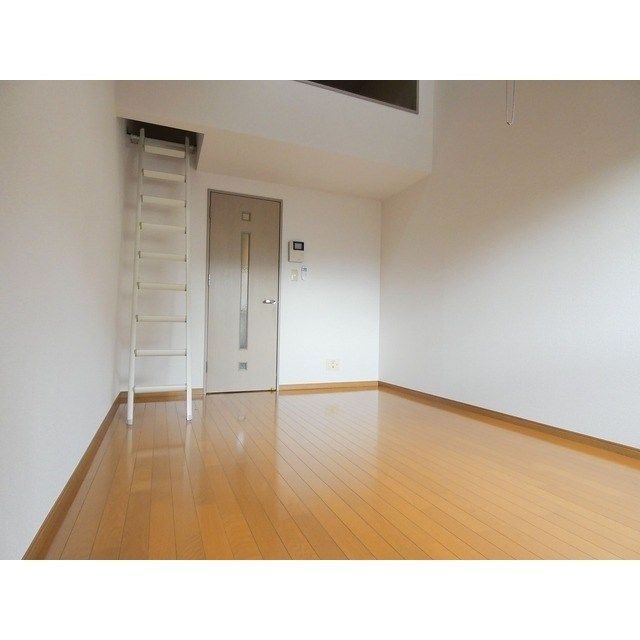 1K Apartment for Rent in Hakata-ku, Fukuoka City - Thumbnail 3
