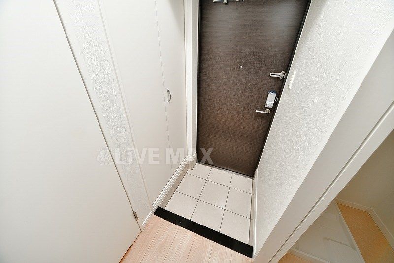1K Apartment for Rent in Hakata-ku, Fukuoka City - Thumbnail 2