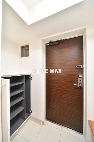 1K Apartment in Hakata-ku, Fukuoka - 25m², 11th Floor, Near Station - Thumbnail 2