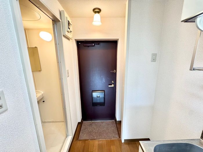 1K Apartment for Rent in Yahatanishi-ku, Kitakyushu - Thumbnail 2